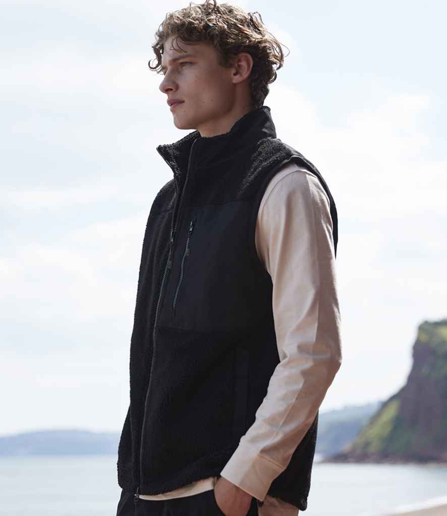 Front Row Recycled Sherpa Gilet